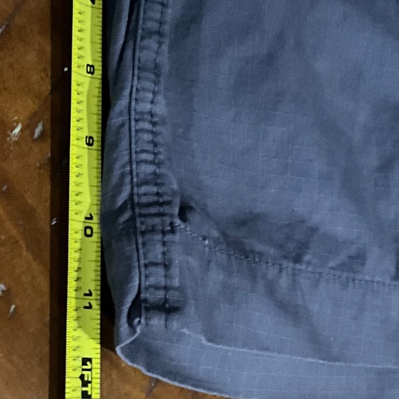 Faded Glory Dark Gray Shorts Sz 34 - Picture 7 of 9